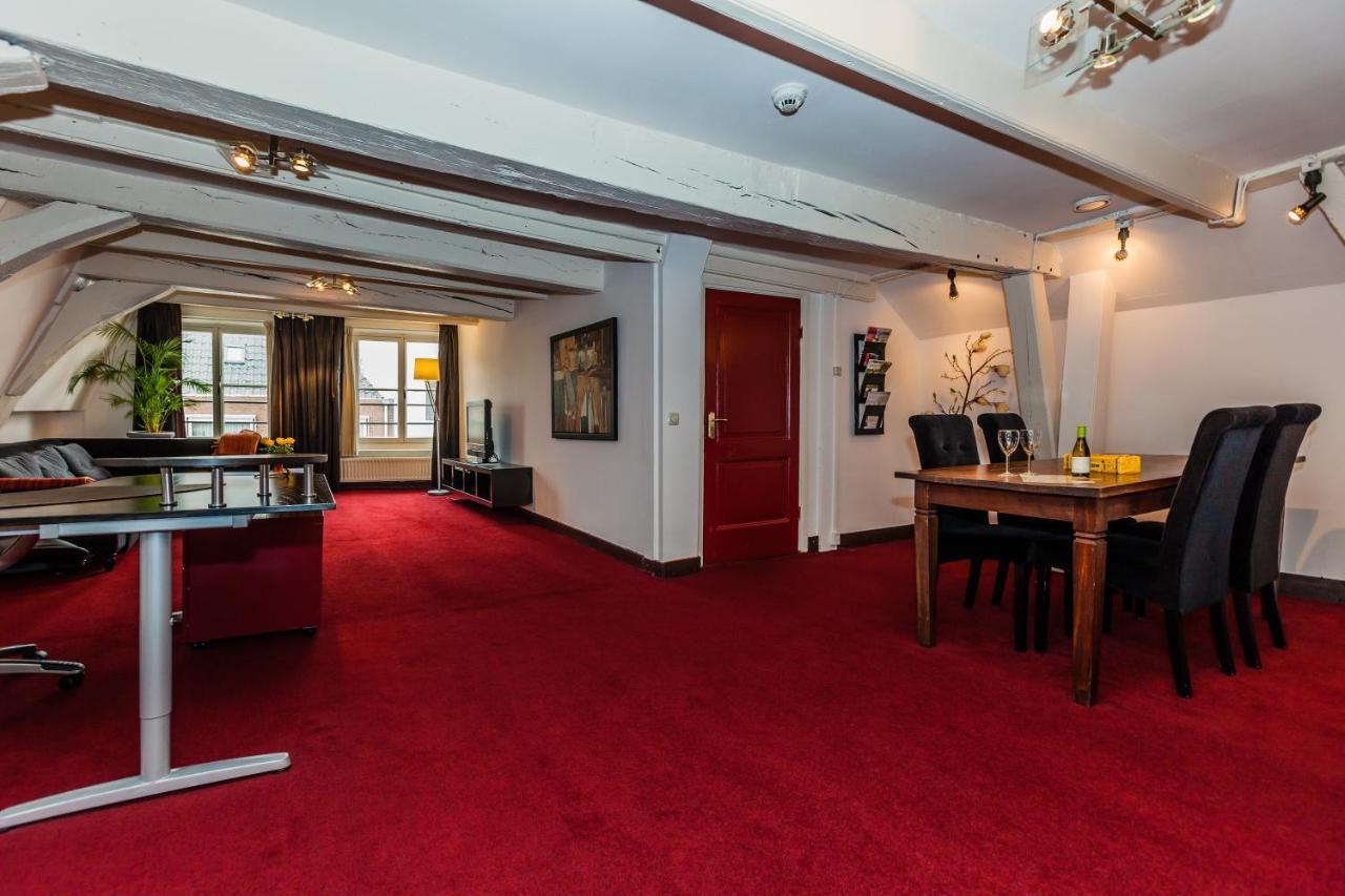 Hotel De Vischpoorte, Hartje Deventer En Aan De Ijssel Номер фото